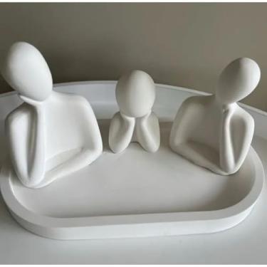 Imagem de Bandeja Decorativa Artesanal em Concreto Celular - Formato Oval, Multiuso para Mesa/Banheiro/Cozinha (Antimanchas e Resistente à Umidade)(Trio Familia+band. 18CM)