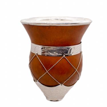 Imagem de CUIA DE CHIMARRAO FAMA ARANHA C/ BOCAL OURO E PRATA 120 ARA-S/PE 550