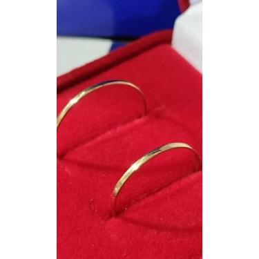 Imagem de Alianças de Noivado e Casamento Par Ouro 18 Kilates 2.20 Gramas 2 mm T
