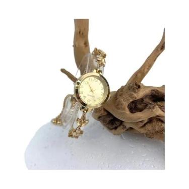 Imagem de Relógio De Quartzo Feminino Com Trevo De Três Folhas Cravejado De Diam