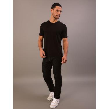 Imagem de Camiseta Masculina de Algodão Essentials Estampa Logo Lateral Gola v Calvin Klein Jeans - Preto-Masculino