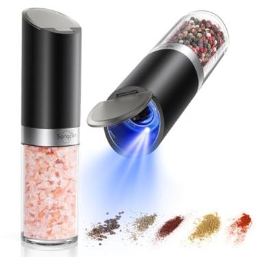 Imagem de Sangcon Conjunto de moedor elétrico de sal e pimenta gravity com capa contra poeira, capacidade GG, operado por bateria (4 AAA), grossura ajustável, conjunto de saleiro e pimenteiro automático com uma