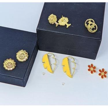 Imagem de Brinco Folheado Ouro Cartela com 7 Par de Brincos Delicados Antialérgi