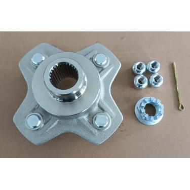 Imagem de WANTONE RACING Cubo de roda do eixo traseiro direito com 5 porcas de substituição para Honda TRX500 TRX520 TRX420 ATV TRX420FA TRX420FE TRX420FM TRX420TE TRX420TM Rancher 420