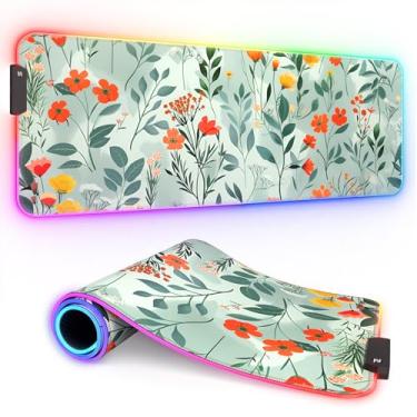 Imagem de ITNRSIIET Mouse pad RGB para jogos, mesa completa XL estendida grande mousepad para jogos, 12 modos de iluminação 30% mais grosso grande LED tapete de mesa para jogadores, 81 x 30 cm, lindas flores