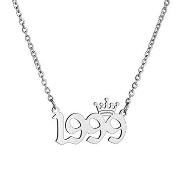 Imagem de MICOMAKA Número de ano de nascimento com colar de coroa, inglês antigo, joia de aniversário memorável para mulheres e meninas, joia de aniversário personalizada, pingente de aço inoxidável de ouro