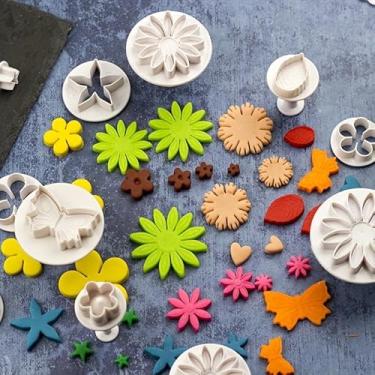 Imagem de 33 peças de êmbolo cortador de fondant ferramentas de bolo molde de biscoito DIY artesanato 3D conjuntos de utensílios de cozinha novo