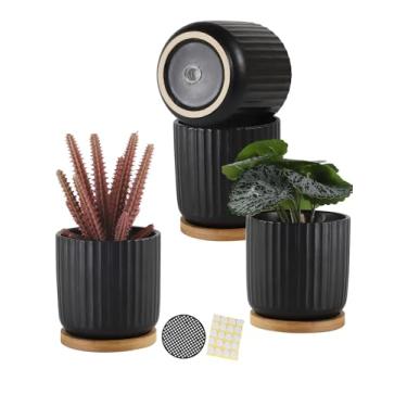 Imagem de TAMAYKIM Vasos de cerâmica cilíndricos pequenos de 10 cm com orifícios de drenagem, plantadores internos modernos com pires para aloe, suculentas, cobras, cactos e ervas, preto, conjunto de 4