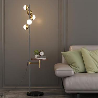 Imagem de Luminária de chão contemporânea de luxo, com design moderno e artístico, ideal para sala de estar, quarto, escritório, casa de campo, hotel ou residências. Possui LED, design retrô e criativ