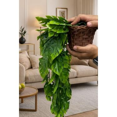 Imagem de Kit Planta Decorativa: Vaso Trançado Marrom + Pendente Artificial Costela-de-Adão 45cm – Folhagem Realista para Sala, Varanda e Escritório(1 Pote 14 + 1 Pend Adão)
