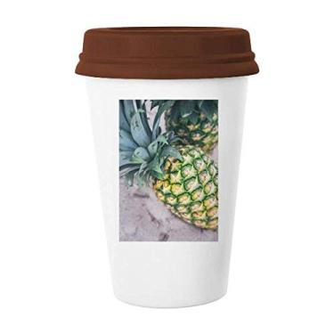 Imagem de Caneca de vidro de cerâmica com foto de abacaxi e frutas tropicais