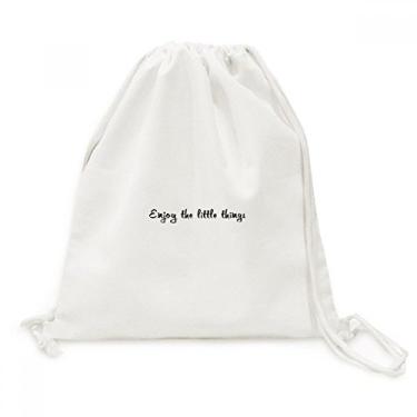 Imagem de Mochila de lona com cordão e citação Enjoy Little Things