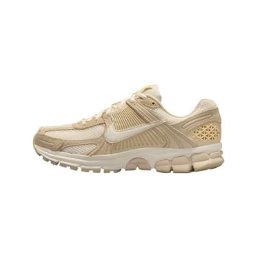 Imagem de Nike Tênis de corrida feminino Zoom Vomero 5, Beach Sail Lt Khaki Pale Ivory, 34
