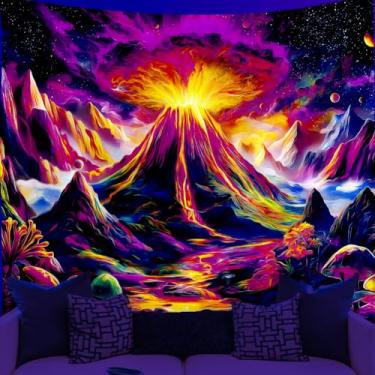 Imagem de WEBEEDY Tapeçaria Vulcão Luz Negra Pendurar na Parede Espaço Estrelado Trippy Tapeçaria Planta Cogumelo UV Reativo Pôsteres Natureza Fundo para Quarto Sala de Estar Decoração de Parede Festa Foto