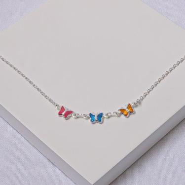 Imagem de Colar Folheado a Prata Borboletas Coloridas Infantil - Ralifla Semijoi
