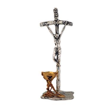 Imagem de Venerare Crucifixo de São João Paulo II com cálice de comunhão (cruz de prata - cálice dourado)