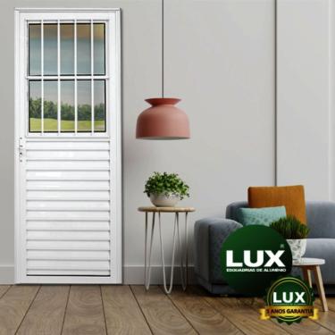 Imagem de Porta Social Postigo 210x70cm Abertura Lado Direito Linha 25 Plus Lux Esquadrias Branco