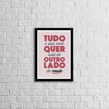 Imagem de Quadro Do Outro Lado Do Medo 45X34Cm Com Vidro Moldura Preta