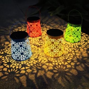 Imagem de EiGreen Pacote Com 4 Lanternas Solares À Prova D'Água Para Áreas Externas, Luzes Suspensas, Presentes Mulheres, Metal, Pequenas, Decorativas, Led, Quintal, Pátio, Gramado, Mesa, Caminho, Paisagem, D