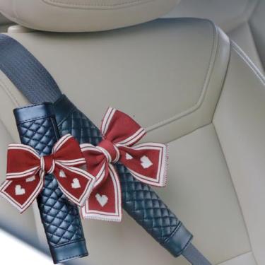 Imagem de MaPctSy Capas de couro acolchoado para cinto de segurança de carro com laços fofos, capas de cinto de segurança com laço para mulheres, almofadas de alça de assento de carro para ombro, pacote com 2
