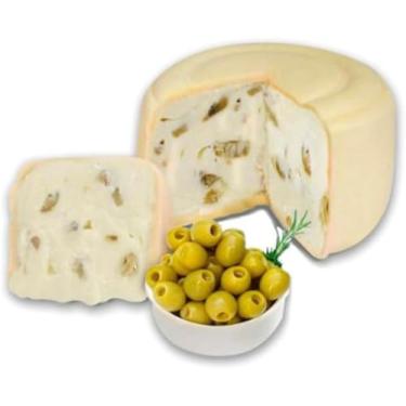 Imagem de Queijo Minas Meia Cura Recheado com Requeijão e Azeitona - 450g