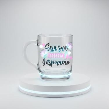 Imagem de Caneca de Vidro com Suporte de Madeira – Inspiração Para Momentos Especiais.