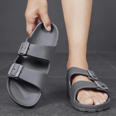 Imagem de Capa de salto plano com fivela casual masculina usando chinelos de tam