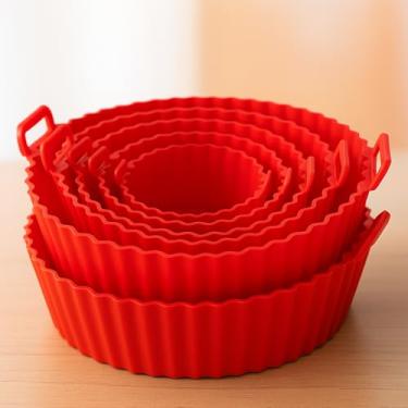 Imagem de Kit 6 Formas de Silicone para Air Fryer – Antiaderente, Lavável e Reutilizável – Tamanho Universal | Cor Vermelha