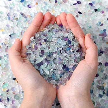 Imagem de MAIBAOTA Pedras de cristal de cura de fluorita multicolorida decoração de pedras naturais reiki quartzo lascados de aquário pedra preciosa vaso de cascalho enchimento de tanque de peixes decorativo pequenas seixos (200 gramas)