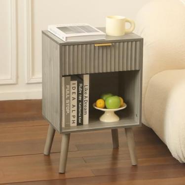Imagem de Fultyle Mesa de cabeceira moderna de meados do século, mesa de cabeceira de madeira com gaveta e armazenamento de abertura, mesa de canto para sala de estar com pernas de madeira maciça para quarto