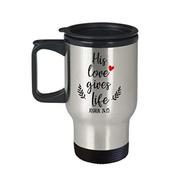Imagem de Caneca de viagem ilustrada com escritura – Seu amor dá vida – Copo isolado com café de cacau quente divertido – ideia de