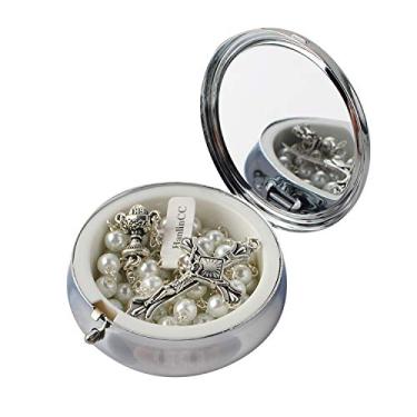 Imagem de HanlinCC Rosário de primeira comunhão com pérolas de vidro de 6 mm, peça central de cálice e crucifixo em embalagem banhada a prata em caixa de presente de metal com copo sagrado, Vidro