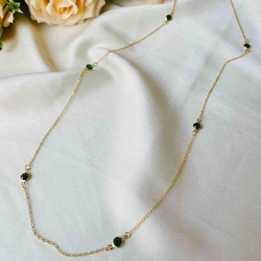 Imagem de Colar Longo Cristais Verdes Banhado em Ouro 18k - Maria Pinho