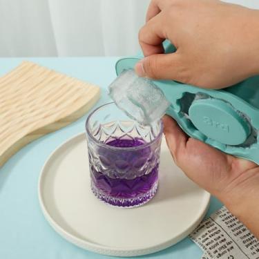 Imagem de DJAPWPX 2 peças de bandeja de gelo para copo de silicone, moldes de cubos de gelo com tampa e caixa de fácil liberação, molde de gelo para coquetéis gelados, bebidas de uísque (verde)