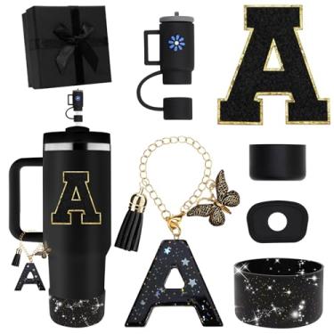 Imagem de Miglaja Acessórios pretos para copos Stanley 850.5 g 1,134.0 g, todos os acessórios caixa de presente contêm topo de palha de flor, bota de silicone, adesivos de letras e pingentes, conjunto de tampa