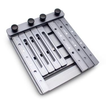 Imagem de iDili Mini impressora de estêncil de pasta de solda CNC - Luminária PCB de dupla face com balanças gravadas a laser e ferramenta de fixação sem ferramentas