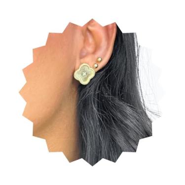 Imagem de ROHNES Brinco de Trevo Vintage com Zircônia Central, Folheado a Ouro 18k, Dourado, Aço Inoxidável