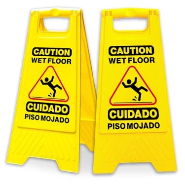 Imagem de Pacote com 2 placas de cuidado para piso molhado, 61 cm de altura, amarelo brilhante, moldura em A dobrável dupla face, aviso inglês e espanhol
