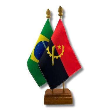 Imagem de Bandeira de Mesa Elegance Brasil e Angola, Dupla Face, 19x13cm, Base em Madeira, 30cm Altura Total, Decorativa para Escritório e Eventos