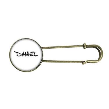 Imagem de Broche de metal retrô de Daniel com caligrafia especial