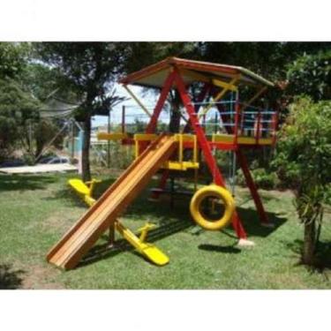 Imagem de parquinho de madeira - LAPLAYS