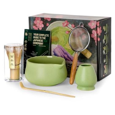 Imagem de Nucookery Conjunto de batedor Matcha - Conjunto de 5 peças Matcha com tigela matcha de cerâmica de 510 g (Chawan) com bico, batedor e suporte de bambu, colher e peneira | Kit Matcha completo para