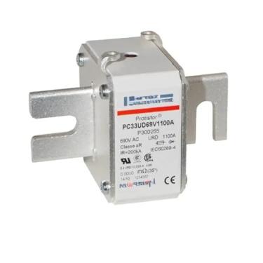 Imagem de A070UD33KI500 W300238 A070UD33KI550 X300239 A070UD33KI630 Y300240 A070UD33KI700 Z300241 A070UD33KI700 33KI8 00 A300242 1 fusível (A070UD33KI700)