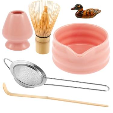 Imagem de ZJRDYYK Conjunto Matcha de 5 peças, conjunto de batedor Matcha, conjunto de matcha de cerâmica inclui tigela Matcha, batedor e suporte Matcha, colher de bambu e peneira de aço inoxidável (rosa)