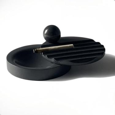 Imagem de 1A4 - Cinzeiro de Concreto Premium Com Tampa Giratória e Apoio Para Cigarros