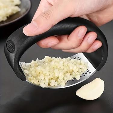 Imagem de Espremedor de alho ergonômico – aço inoxidável à prova de ferrugem, uso e limpeza sem esforço, essencial para cozinhar