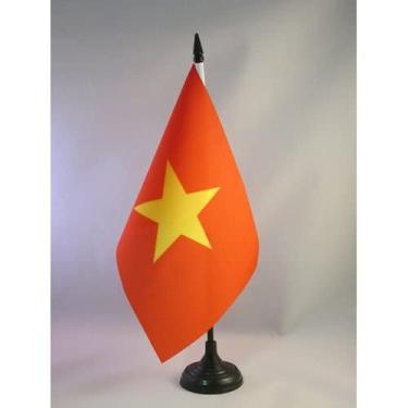 Imagem de Bandeira de mesa do Vietnã 12 cm x 20.3 cm - Bandeira de mesa vietnamita 21 x 14 cm - Bastão e base de plástico preto - AZ FLAG