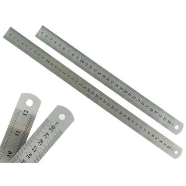 Imagem de Kit Com 2 Réguas Metal Leve De Aço Inoxidável Tamanho 30 e 40 cm Marcação Baixo Relevo Escolar Escritório Engenheiro