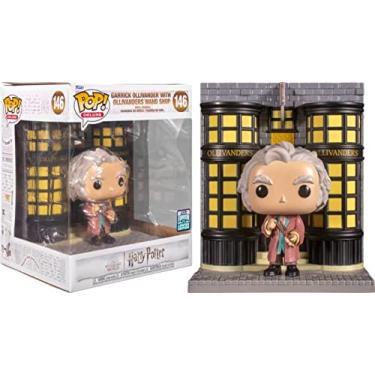 Imagem de “Pop! Harry Potter - Garrick Ollivander with Ollivanders Wand Shop Diagon Alley Diorama Deluxe” FUNKO 146
