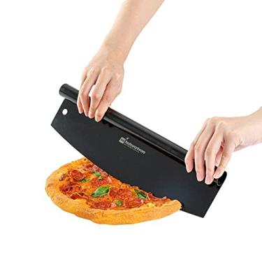 Imagem de Restaurantware Faca de pizza Met Lux 13,8 x 3,5 polegadas, 1 lâmina durável de balancim de pizza - cabo arredondado lavável na louça, aço inoxidável, preto, cortador de pizza de balanço incluído,